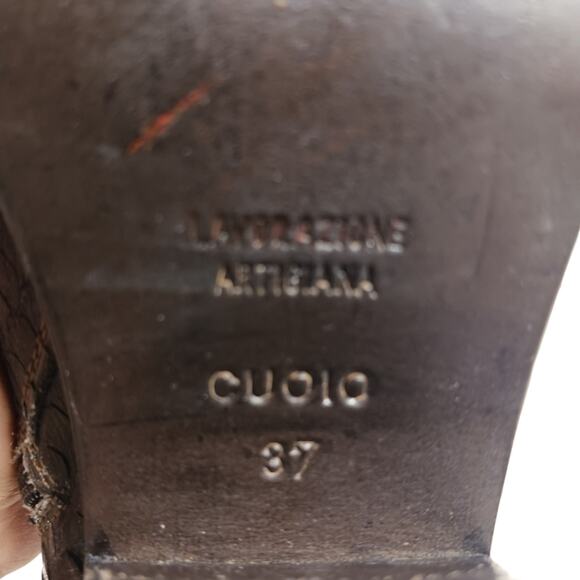 FS2127 GUC $369 Donna Piu Snake Embossed Boots size 37 US 7 - Picture 8 of 11